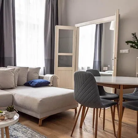 Maria Topfive With Free Parking And Brandnew Ac Apartment Budapest